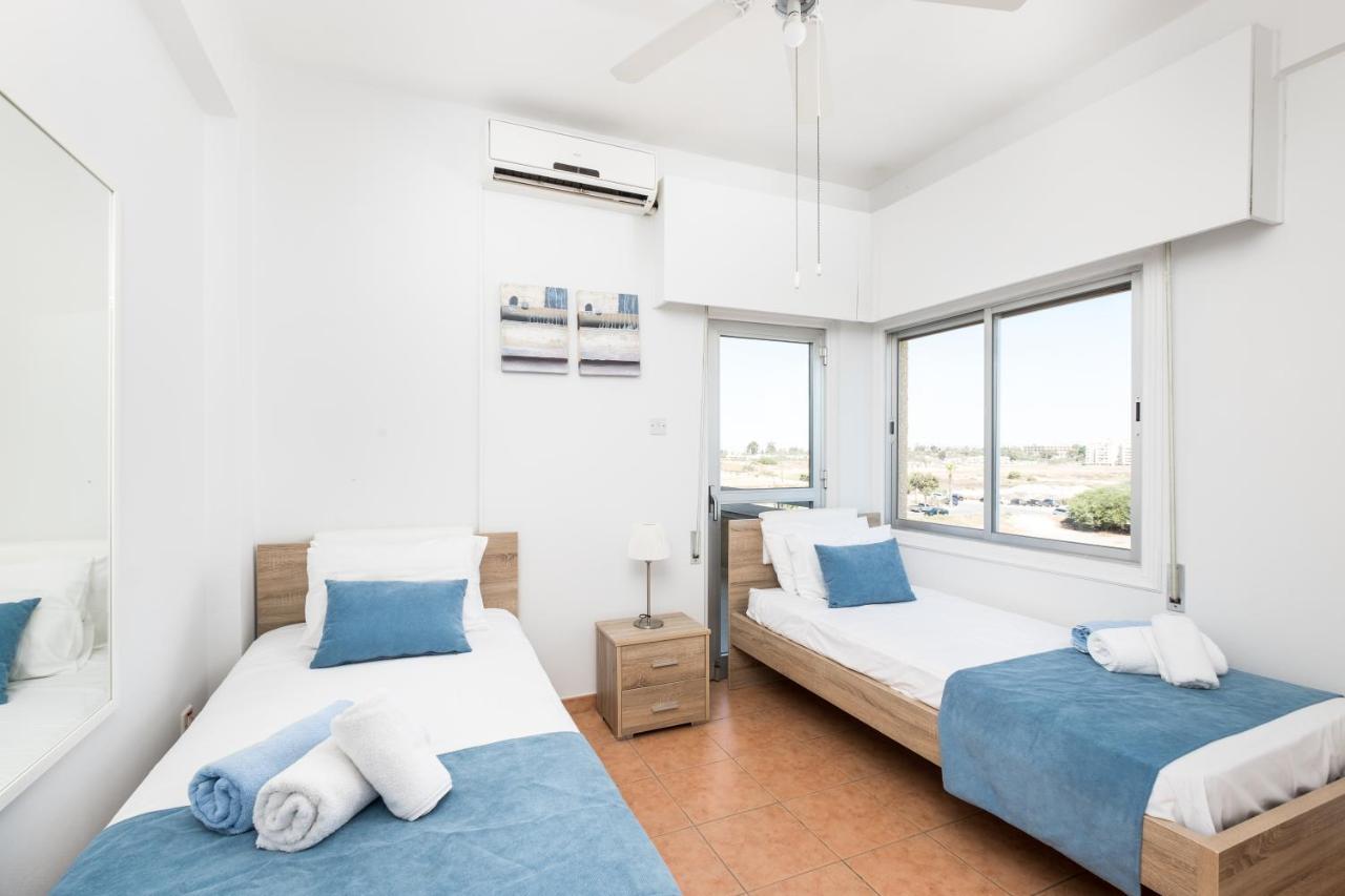 Apollon Sea View Beachfront Ap 302 Larnaca Zewnętrze zdjęcie